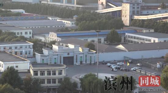 在监狱东南侧高楼上远眺监狱。新京报记者孙旗&nbsp;摄